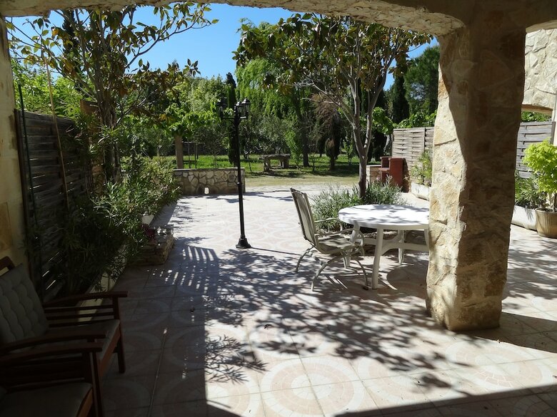 Hotel Locations Des Alpilles