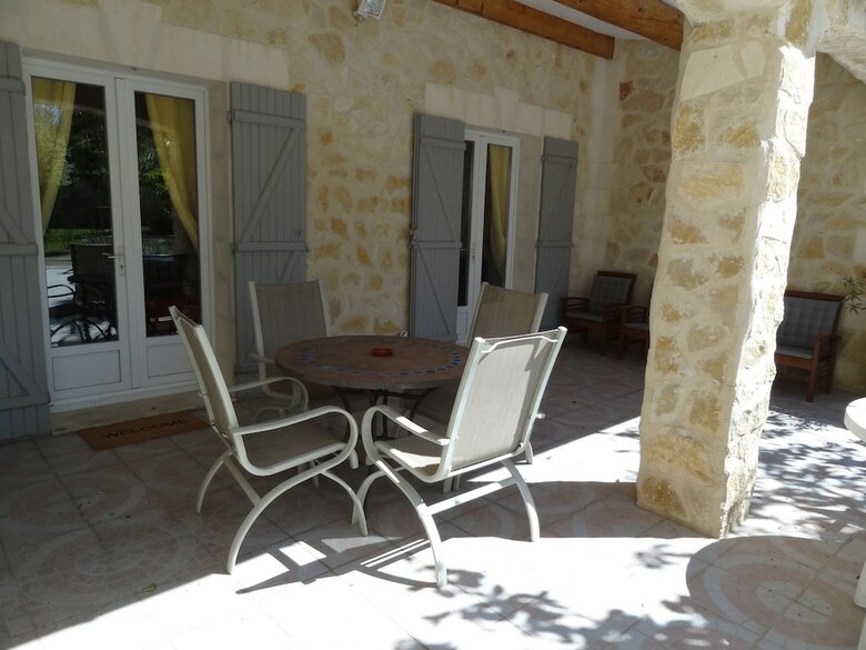 Hotel Locations Des Alpilles