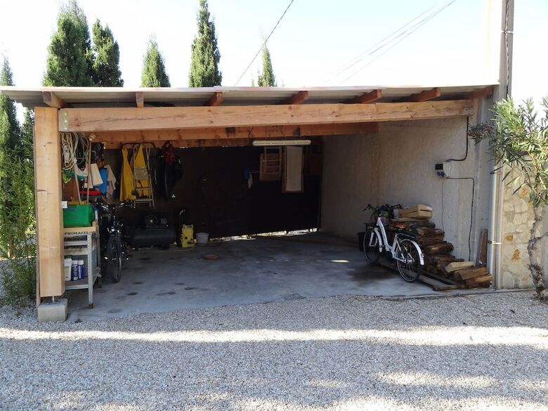 Hotel Locations Des Alpilles
