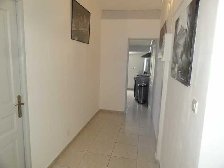 Hotel Locations Des Alpilles