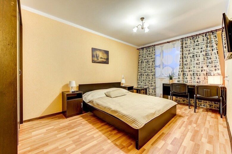 Ag Apartment Iskrovskiy 1-13