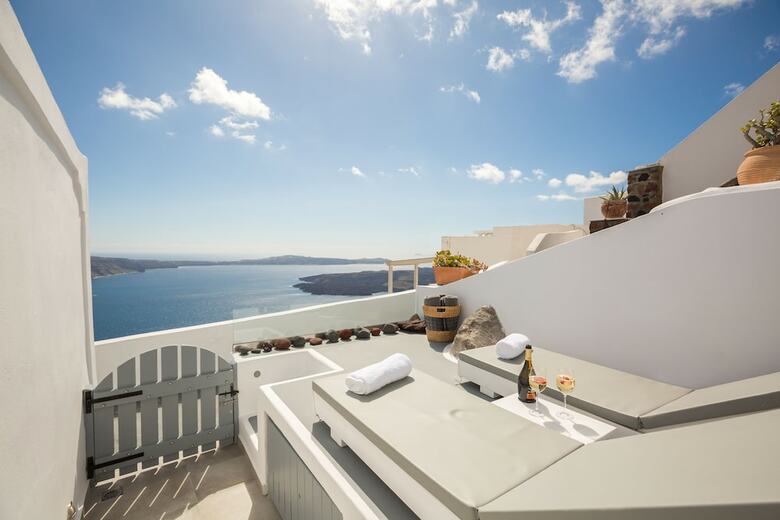 Villa Ethereum Luxury Cave