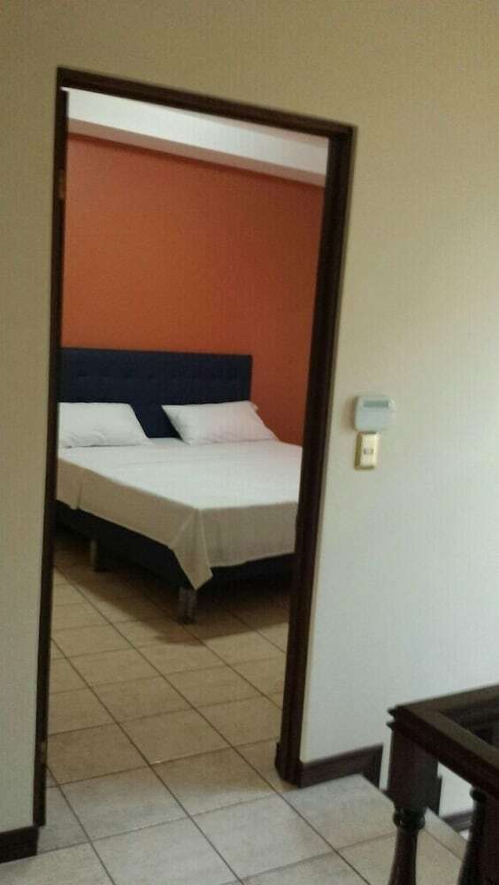 Hotel Apartotel La Ca�ada