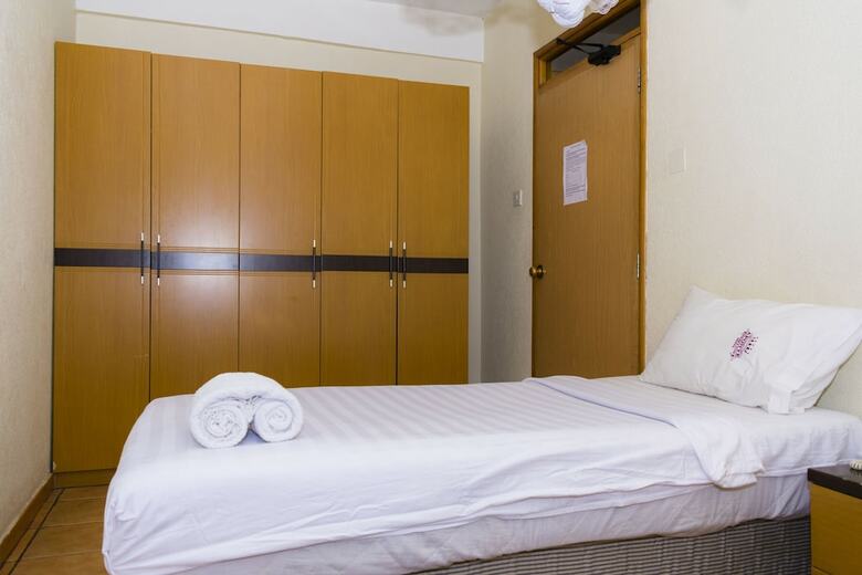 Aponye Hotel