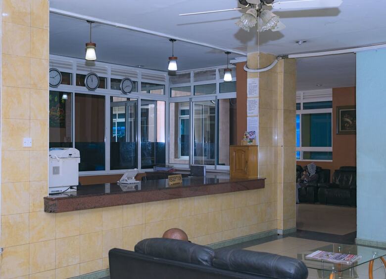 Aponye Hotel