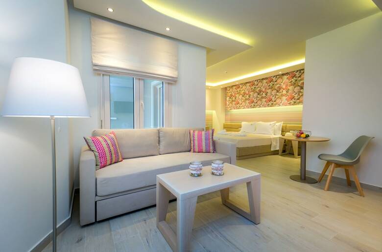 Hotel Lobelia Luxury Suites
