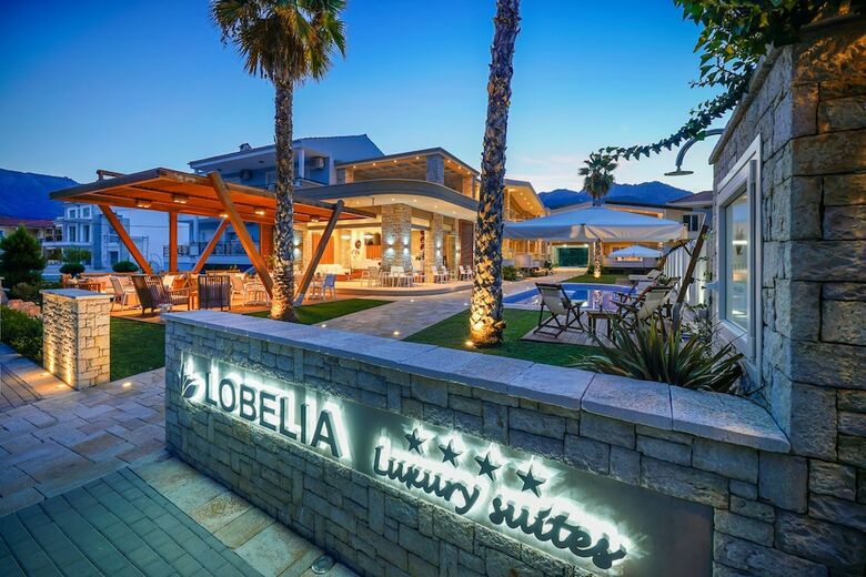 Hotel Lobelia Luxury Suites