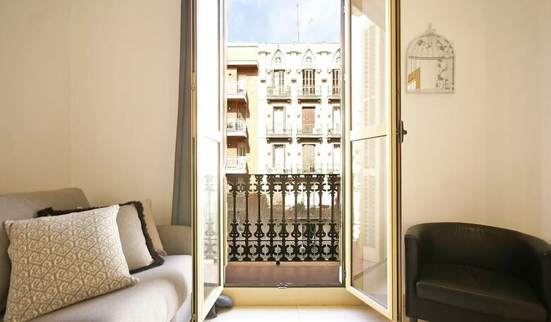 Apartamentos Flateli Rossell�