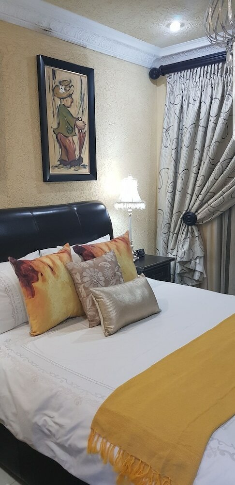 Hotel Kwantulindawo Guesthouse Newcastle