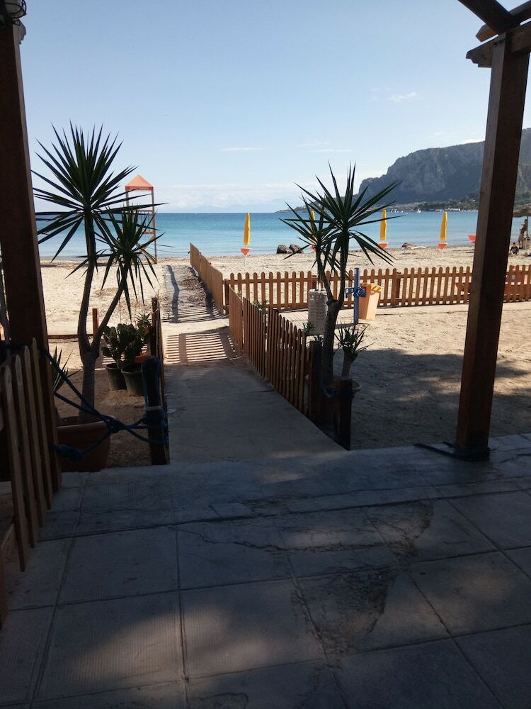 Apartamento Mondello Beach Holiday