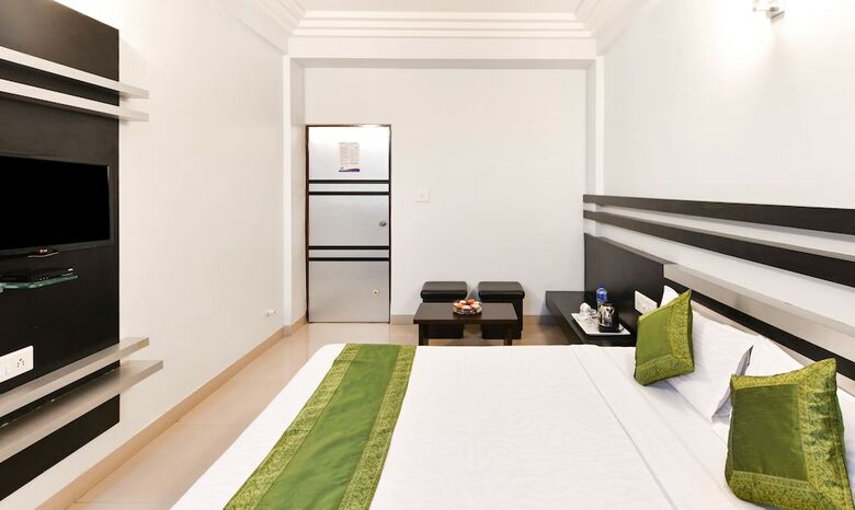 Treebo Skylon Hotel