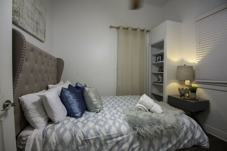 Villa 5 Br - Heart Of Everything - French Qt