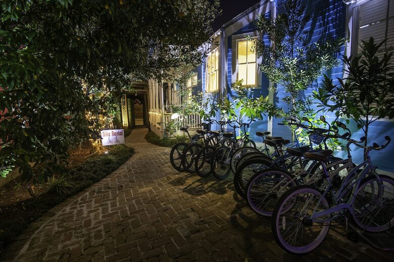Villa 5 Br - Heart Of Everything - French Qt