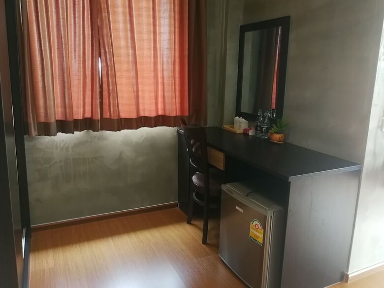 Hotel Narai Iyara Palace Lopburi