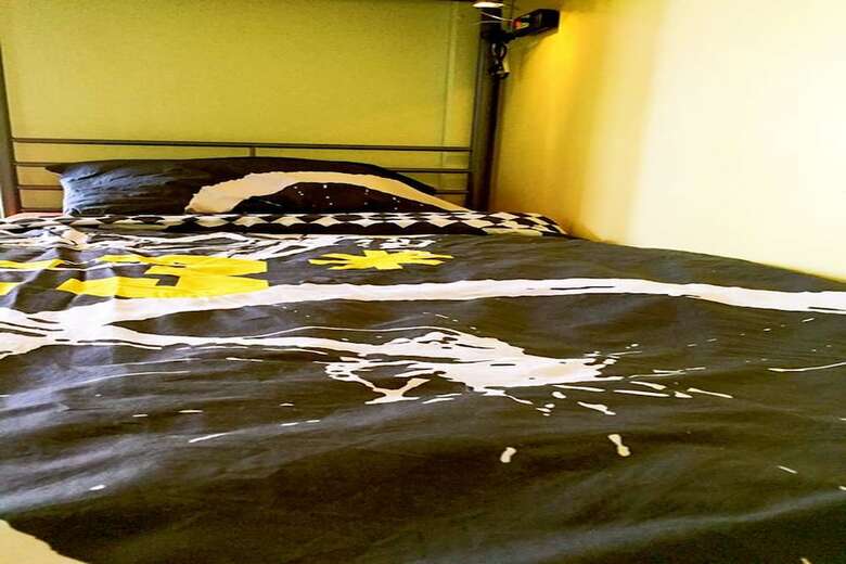Hostal Hush Hush Cabiner - Hostel