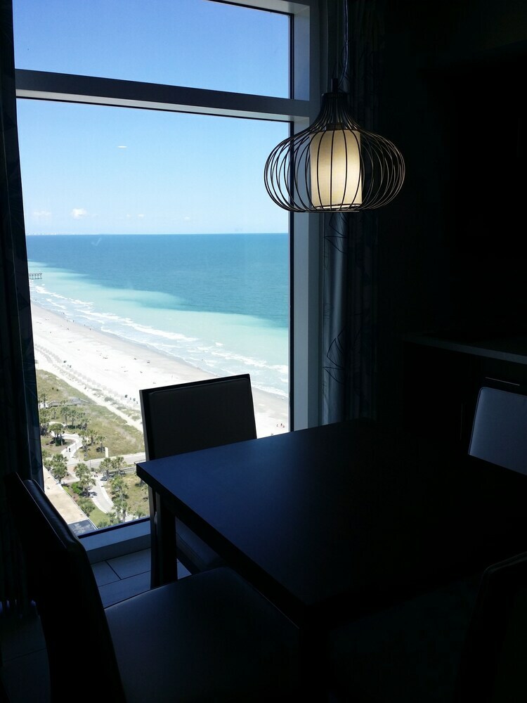 Hotel South Bay Inn & Suites