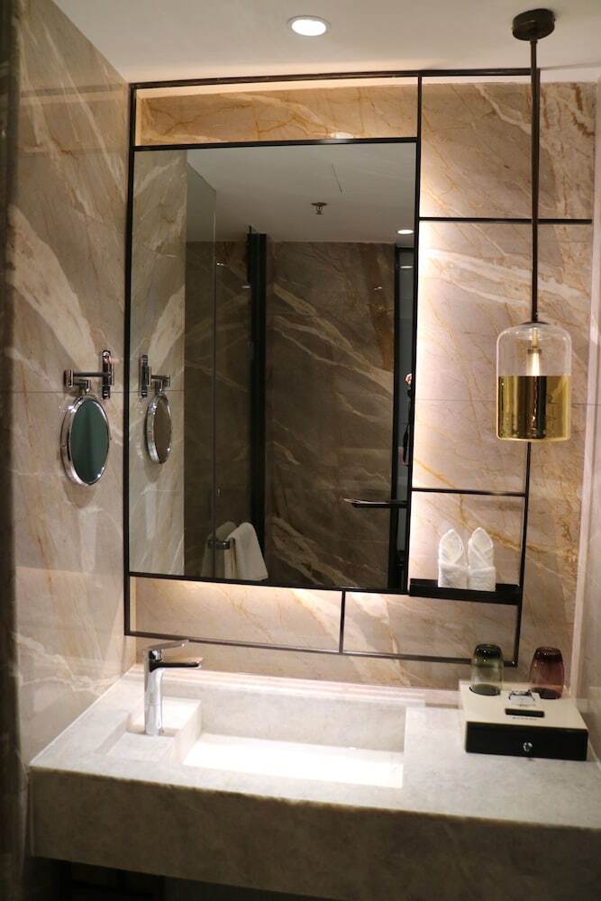 Hotel Mercure Xiangyang Railway Station