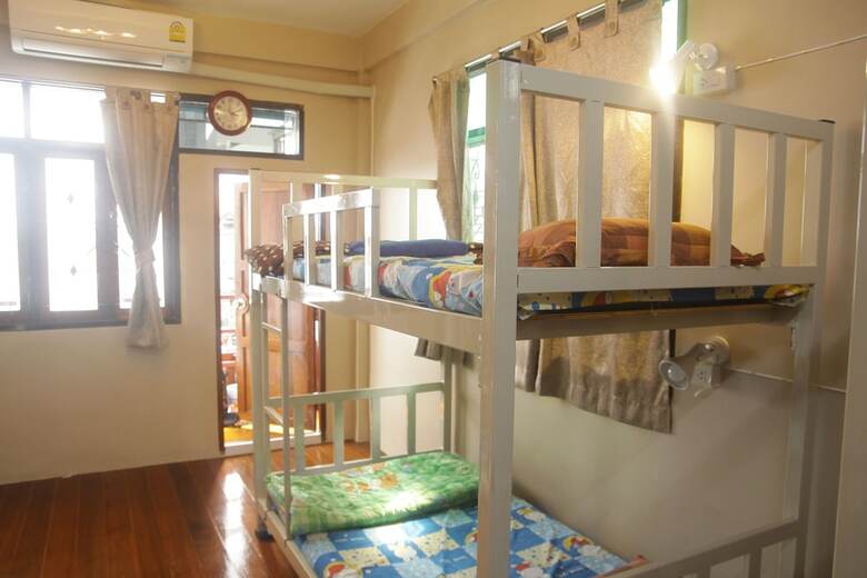 Hostal 5 Minute Hostel