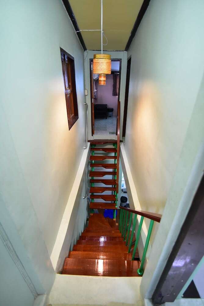 Hostal 5 Minute Hostel