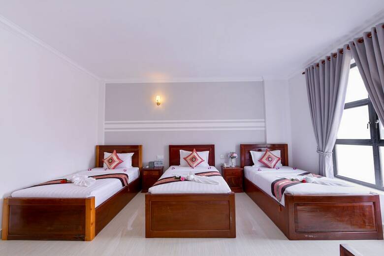 Sky Palace Boutique Hotel