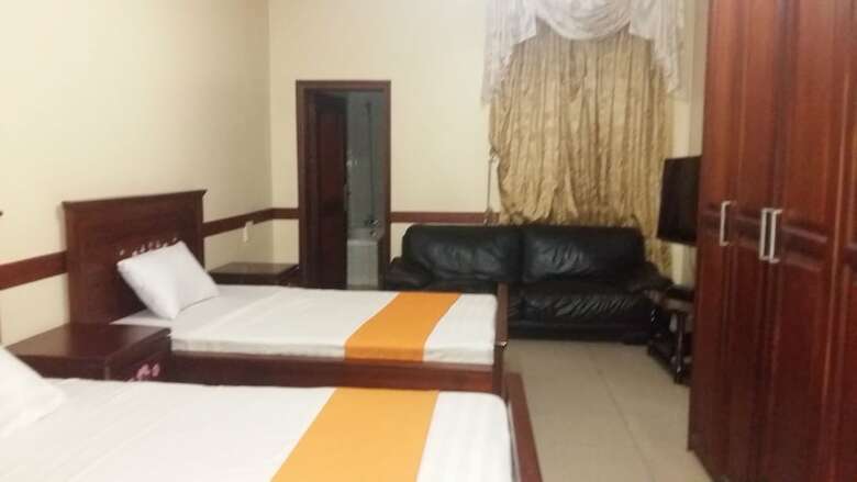 Embrace Hotel