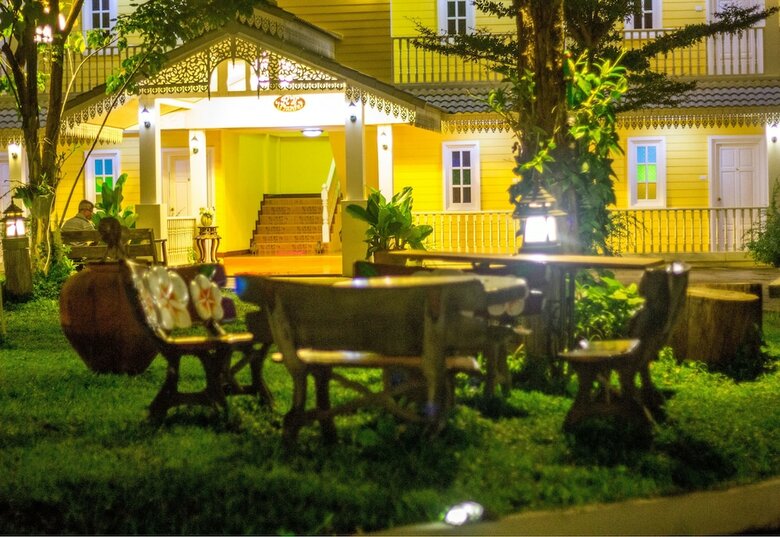 Hotel Raiwin Buri Resort