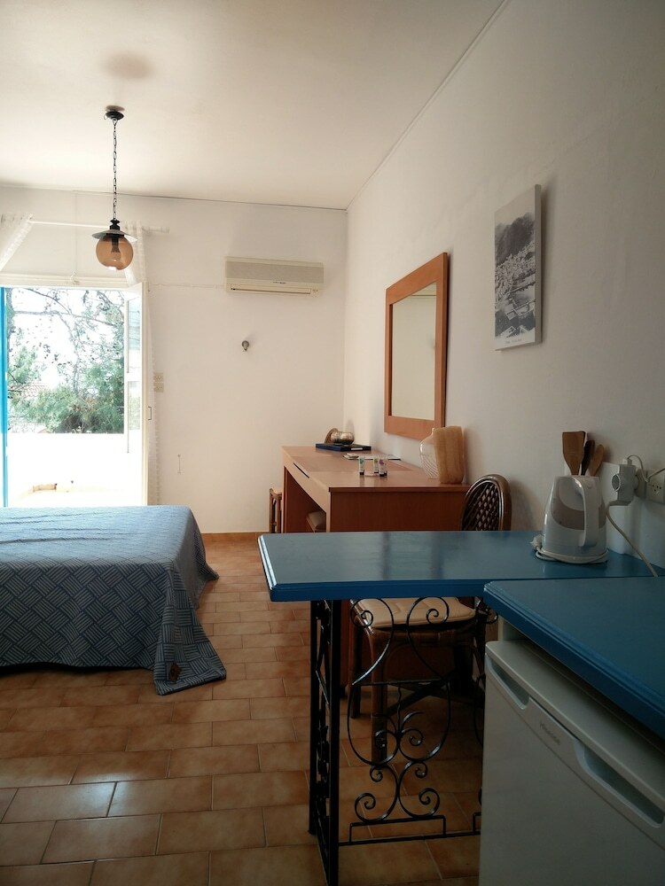 Aparthotel Aphrodite Studios