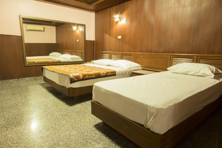 Salathai Hotel