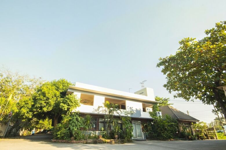 Salathai Hotel
