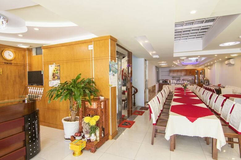 Bien Xanh Hotel