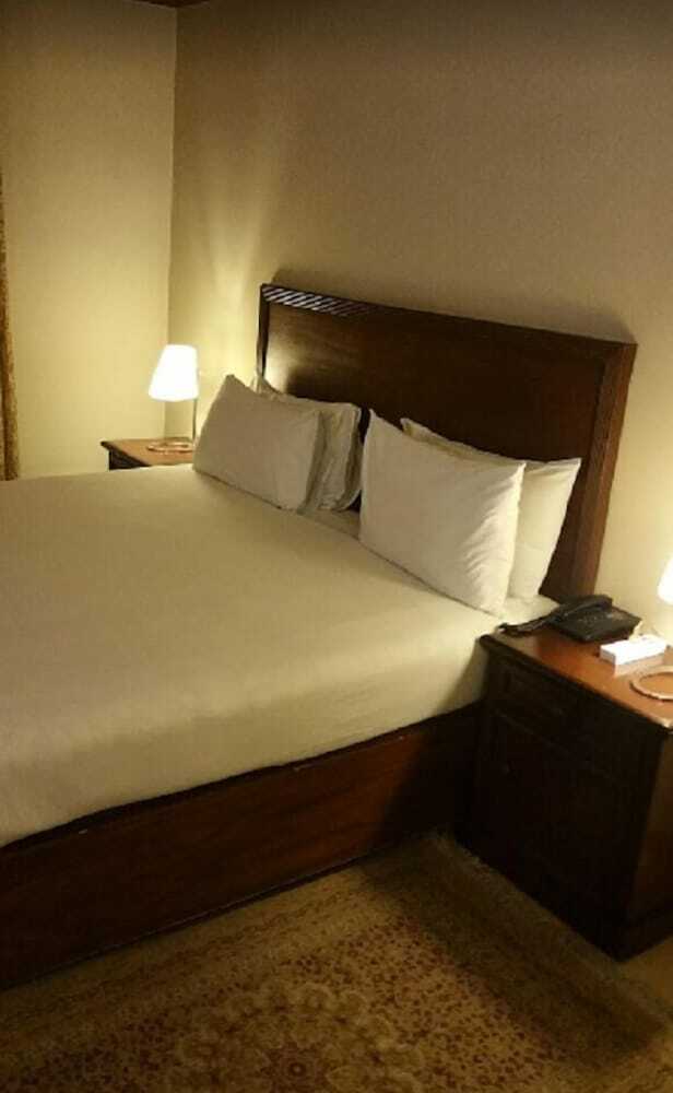 Shalimar Tower Hotel