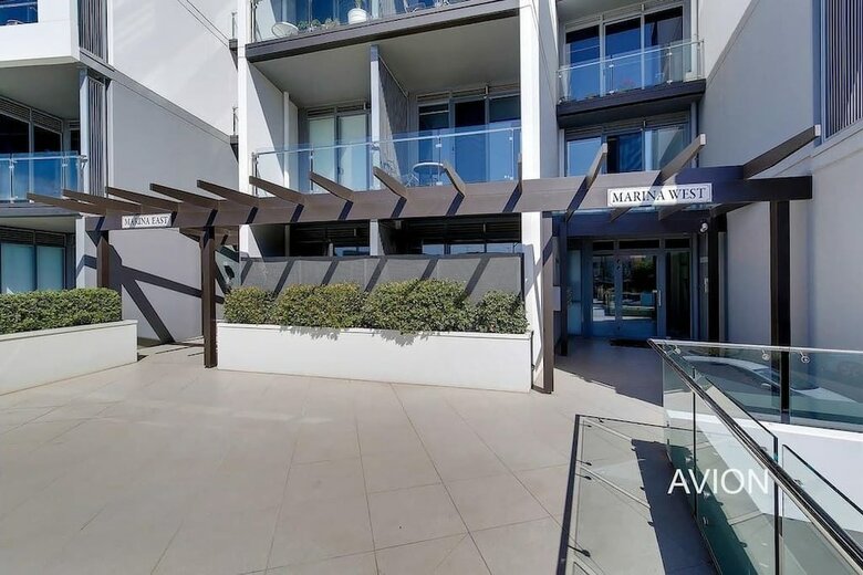Marina View Apartment On The Maribyrnong River, Melbourne