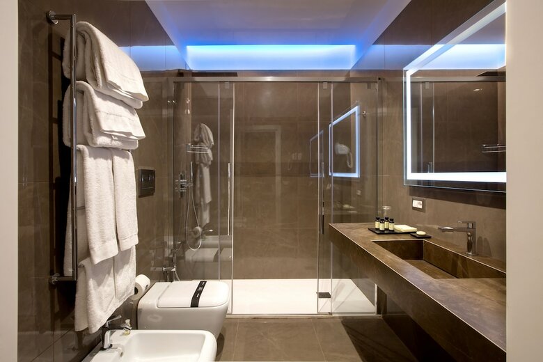 Hotel Caruso Place Boutique & Wellness Suites