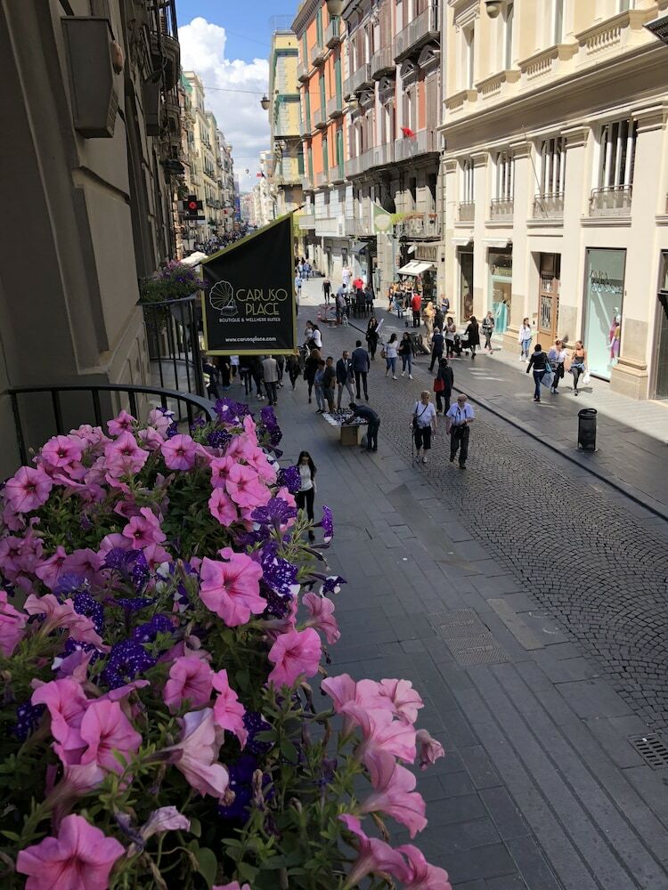 Hotel Caruso Place Boutique & Wellness Suites