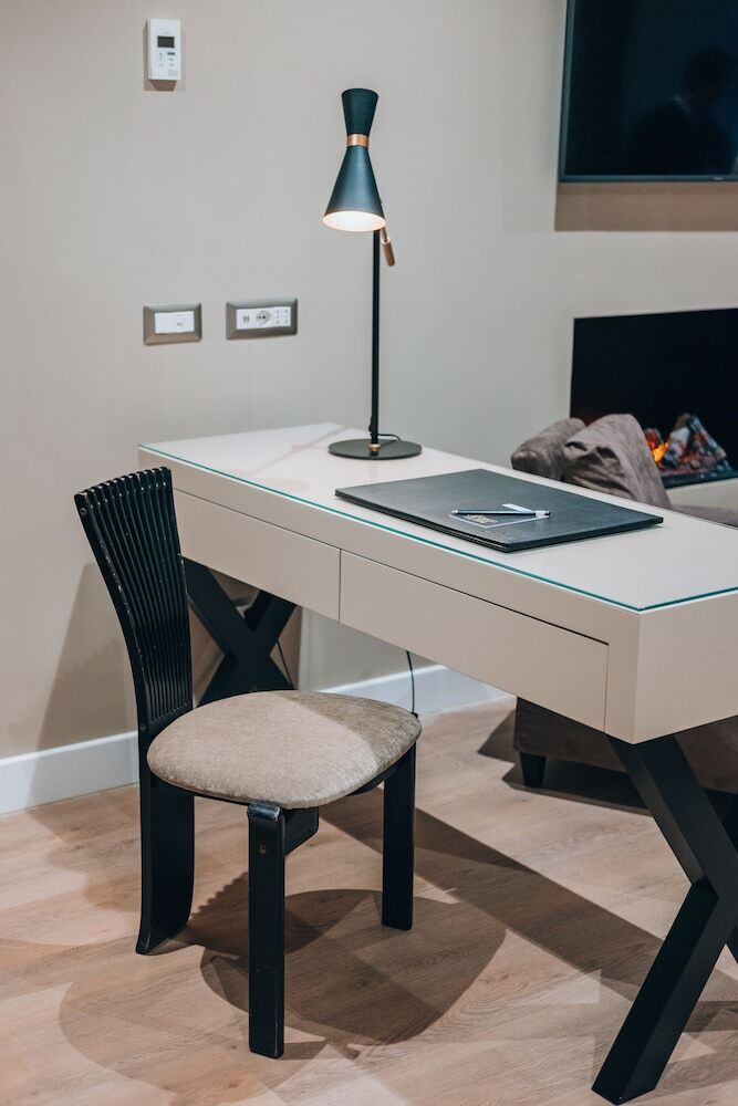 Hotel Caruso Place Boutique & Wellness Suites