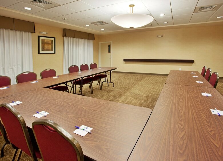 Holiday Inn Express Hotel & Suites Merced