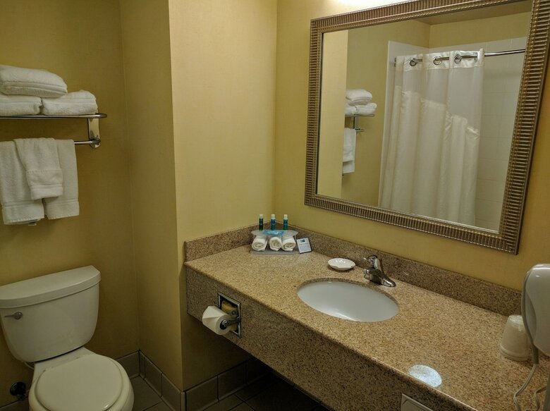 Holiday Inn Express Hotel & Suites Merced