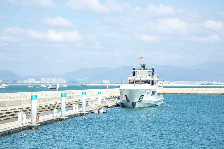 Sanya Serenity Coast Marina Hotel