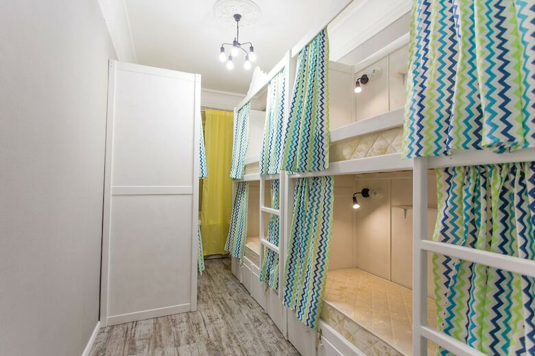 Hostal Jolly Hostel