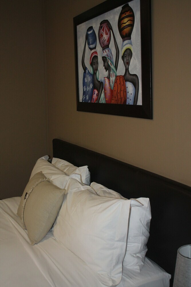 Hotel Sleep-time Guest Lodge