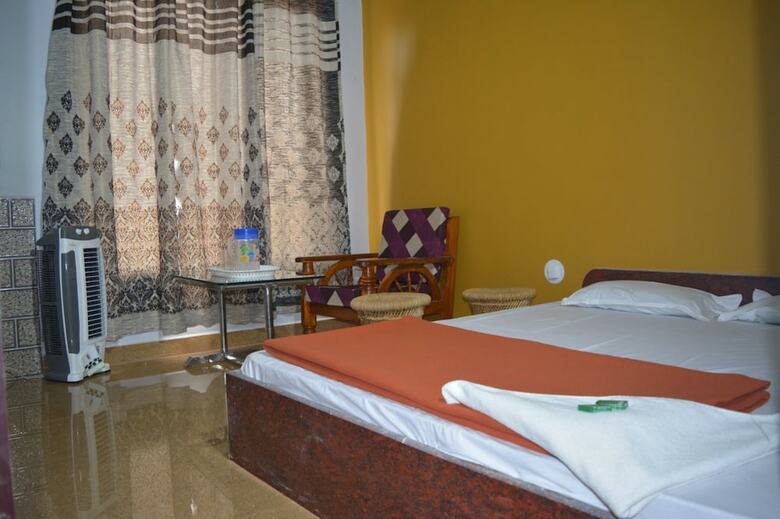 Hotel Atharv Resort