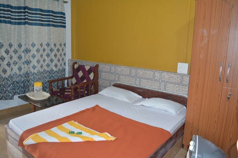 Hotel Atharv Resort