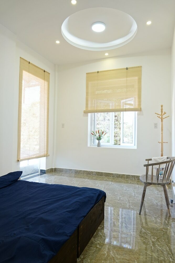 Hostal Leuleu Mountain View Villa & Camping