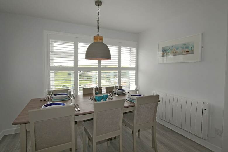 Mawgan Porth Apartments