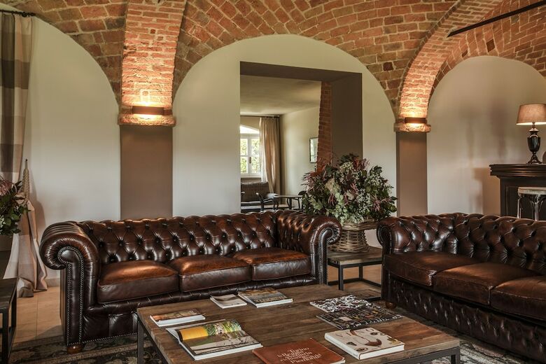 Spinerola Hotel In Cascina & Restaurant Uvaspina