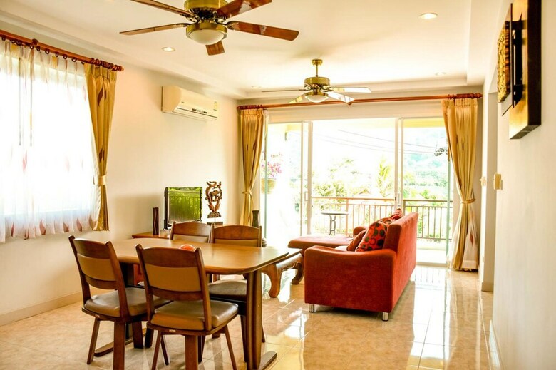Hotel Baan Rosa