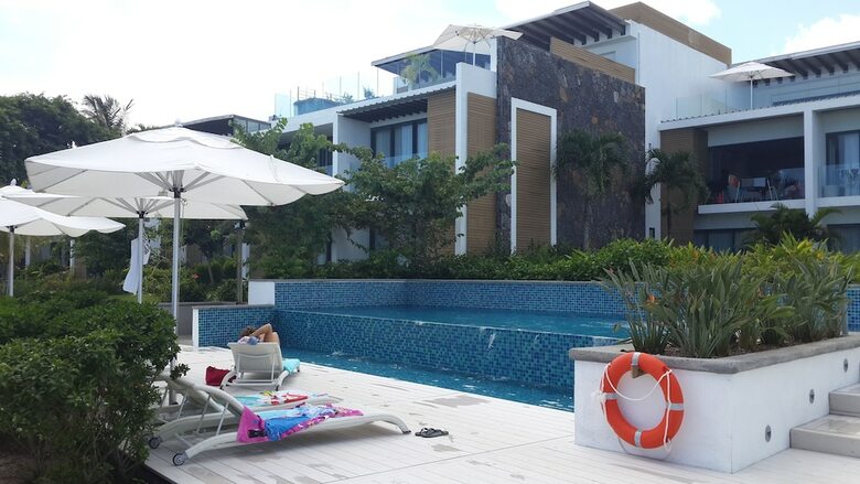 Villasun Seafront Apartment At Cap Ouest