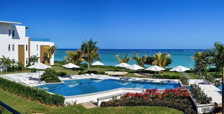 Villasun Seafront Apartment At Cap Ouest