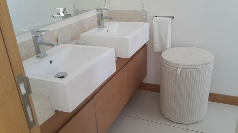 Villasun Seafront Apartment At Cap Ouest