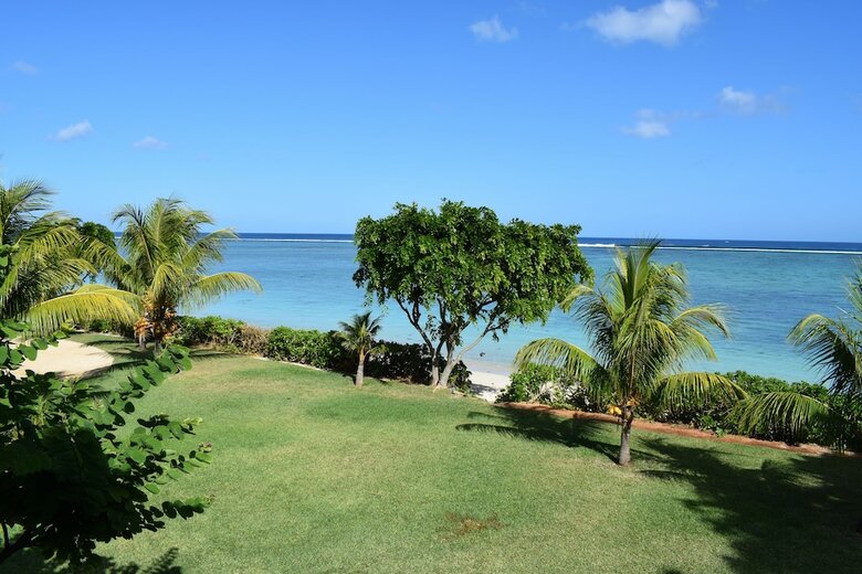 Villasun Seafront Apartment At Cap Ouest